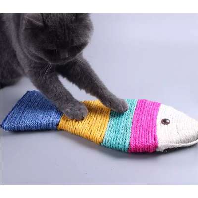 Hot Sale Sisal Cat Toy Vivid Fish-Type Cat Felt Cloth Scratch Board Fish Cat Scratch Board